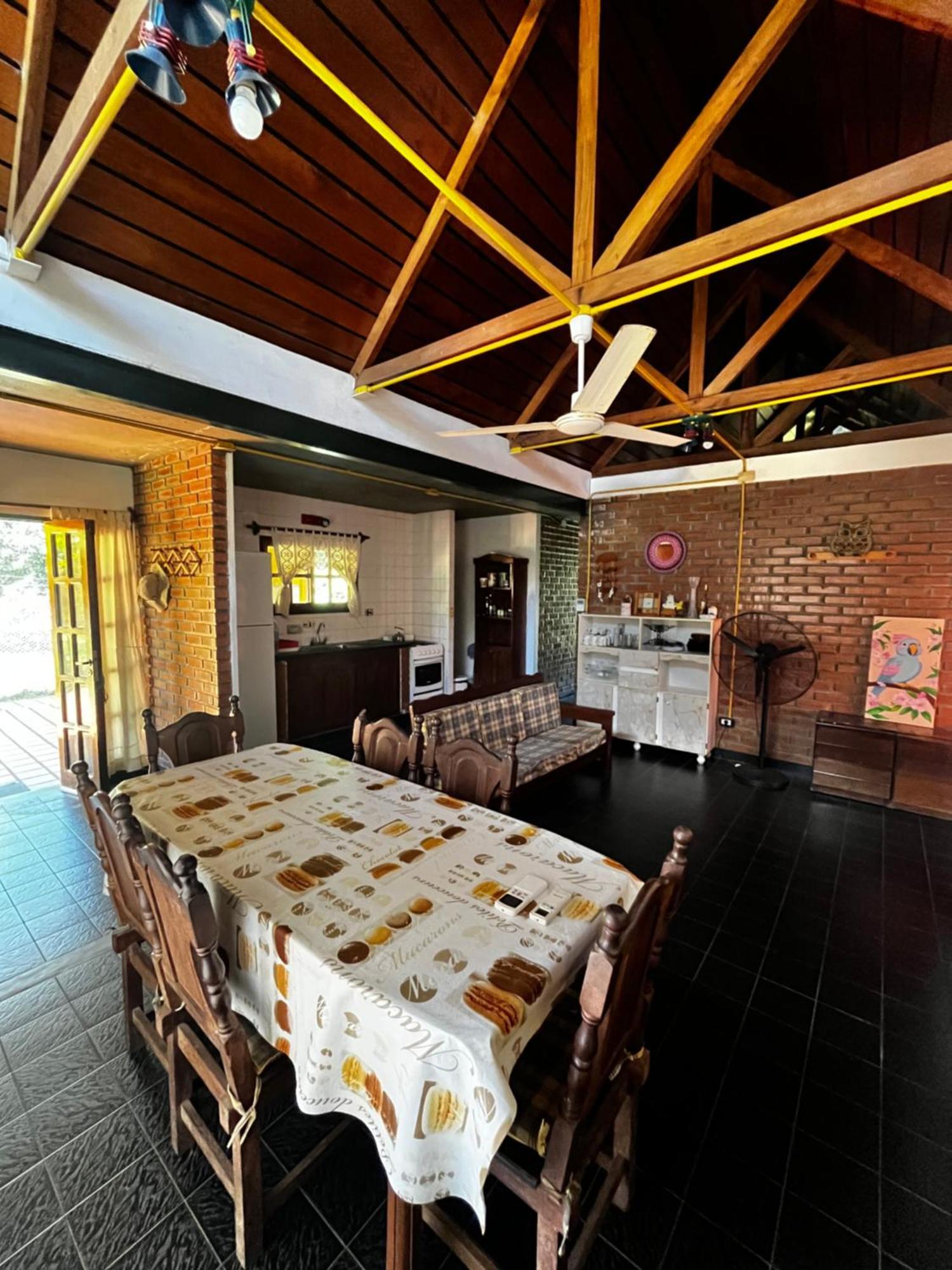 イトゥサインゴ Casa Quinta - Rincon Santa Mariaヴィラ エクステリア 写真